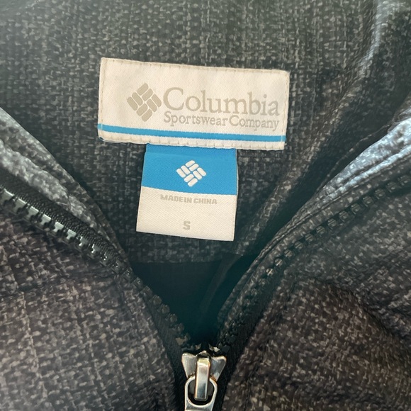 Colombia Woman’s Winter Coat - Picture 5 of 6